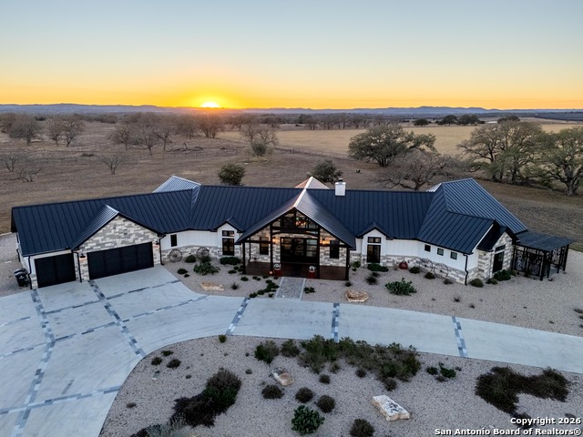 Listing photo id 88 for 2021 Fm 3240