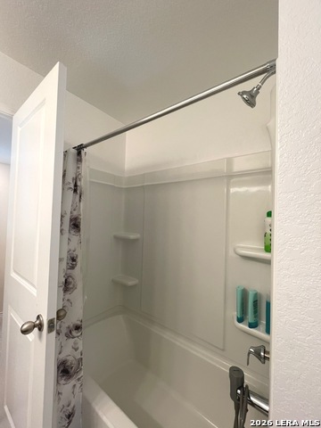 Image 17 of 23 For 10643 Military Dr W