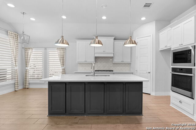 Image 10 of 37 For 3136 Little Creek Path