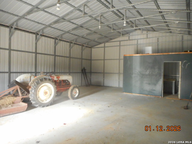 Image 7 of 7 For 368 Old Colony Rd