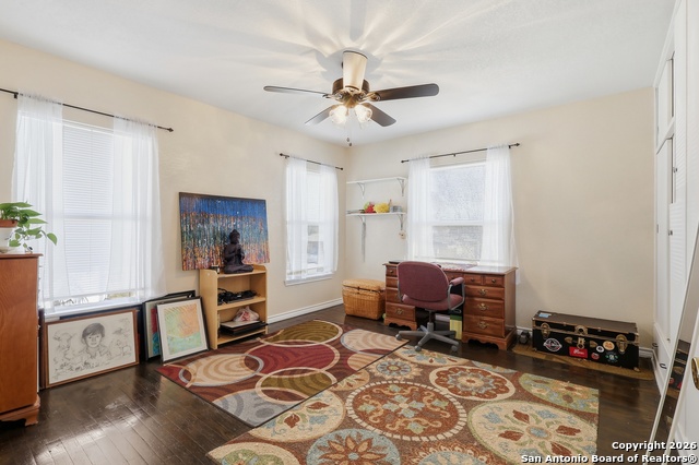 Image 16 of 25 For 219 Karen Ln