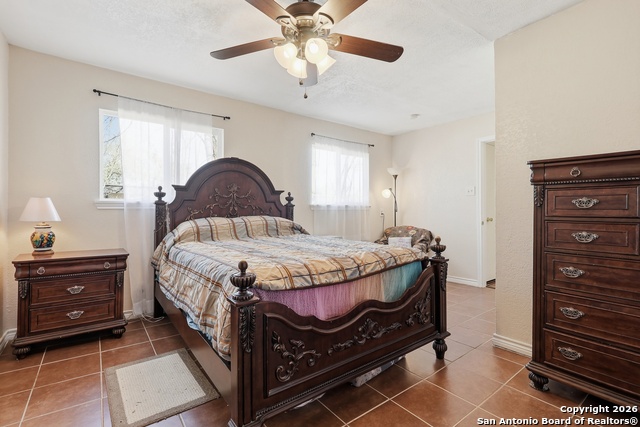 Image 18 of 25 For 219 Karen Ln