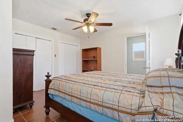 Image 19 of 25 For 219 Karen Ln