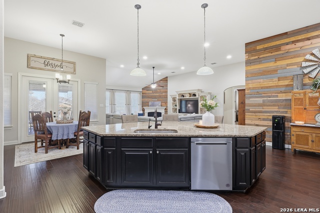 Image 13 of 39 For 239 Sittre Dr