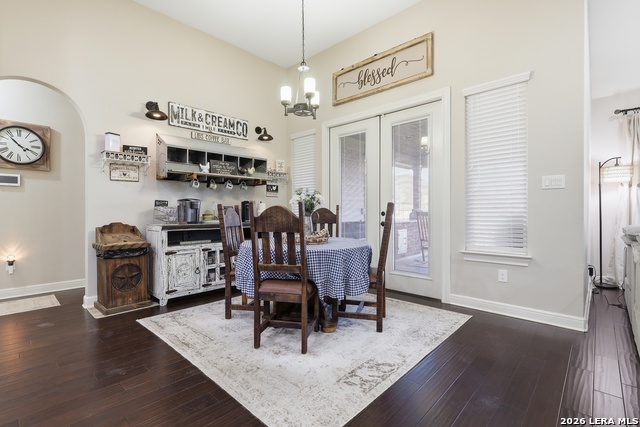 Image 14 of 39 For 239 Sittre Dr