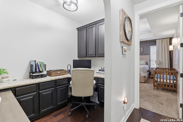 Image 33 of 39 For 239 Sittre Dr