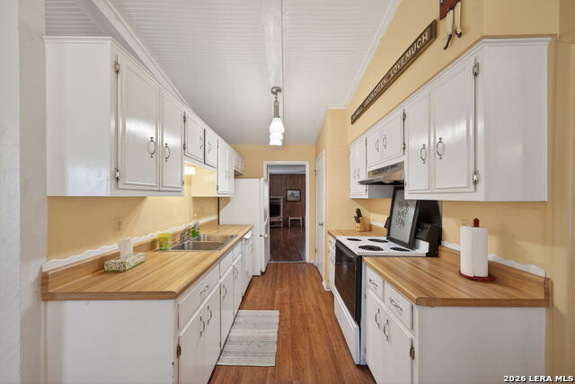 Image 9 of 21 For 3706 Petry Dr