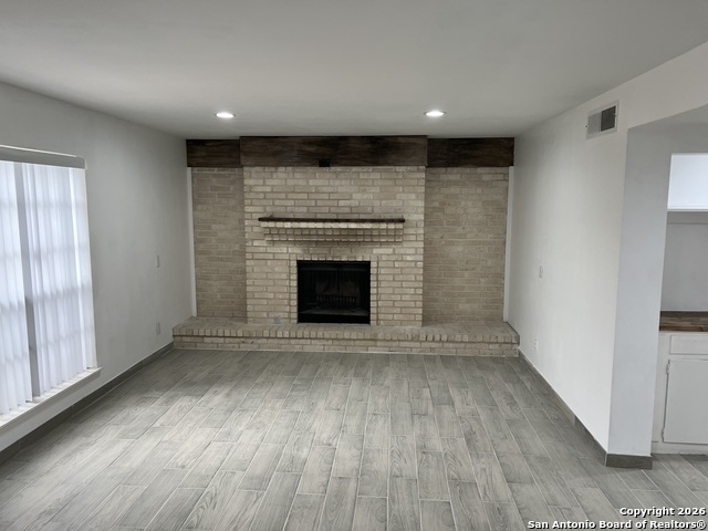 Image 2 of 24 For 7500 Callaghan  182