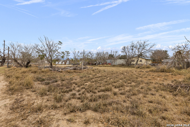 Image 3 of 16 For 231 4th E 