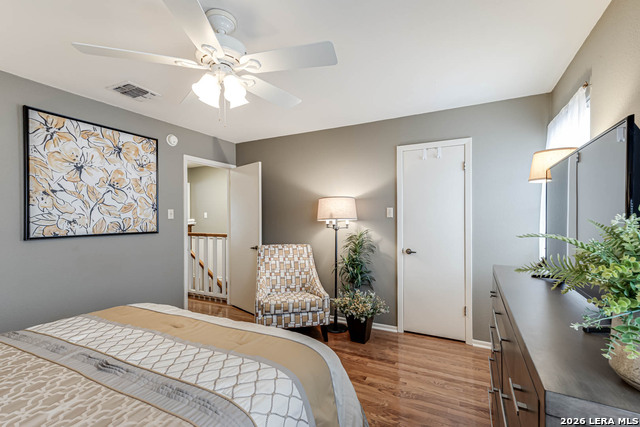 Image 14 of 22 For 11303 Vance Jackson  E3