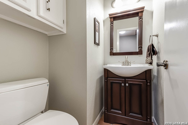 Image 16 of 22 For 11303 Vance Jackson  E3