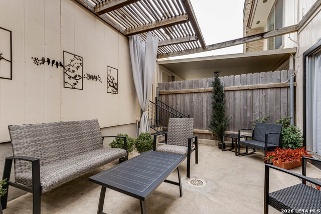 Image 18 of 22 For 11303 Vance Jackson  E3