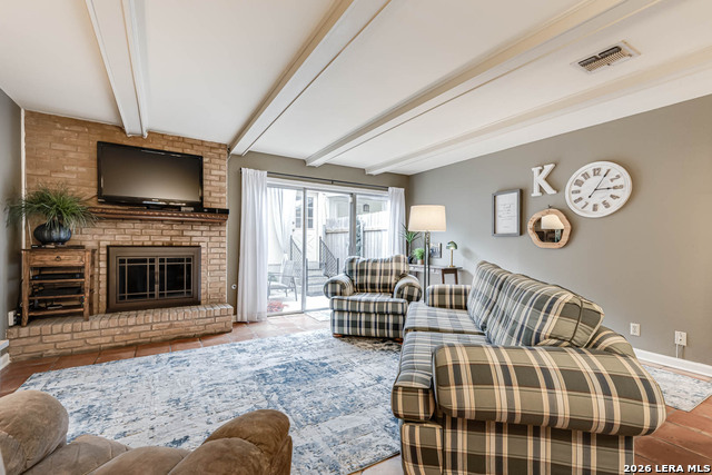 Image 4 of 22 For 11303 Vance Jackson  E3