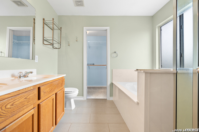 Listing photo id 13 for 25035 Longbranch Run