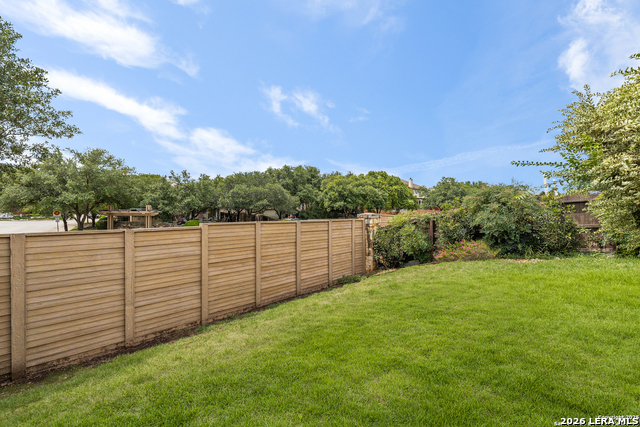 Listing photo id 17 for 25035 Longbranch Run