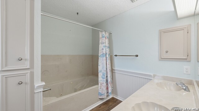 Image 25 of 50 For 132 Outer Dr W