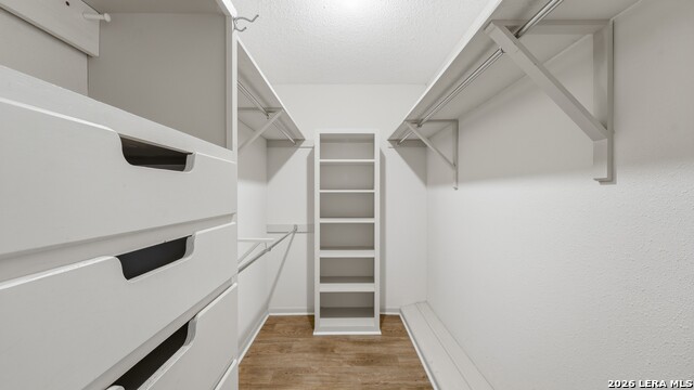 Image 26 of 50 For 132 Outer Dr W