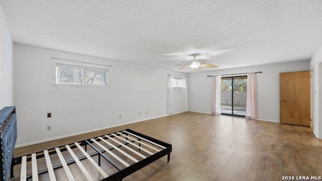 Image 33 of 50 For 132 Outer Dr W