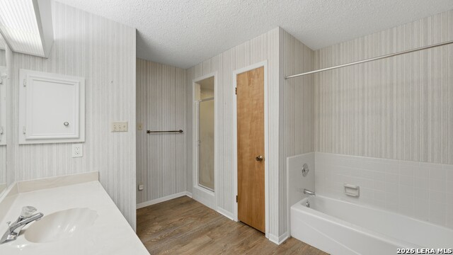 Image 34 of 50 For 132 Outer Dr W