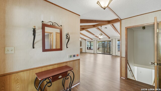 Image 4 of 50 For 132 Outer Dr W