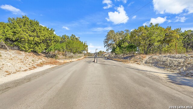 Image 49 of 50 For 132 Outer Dr W