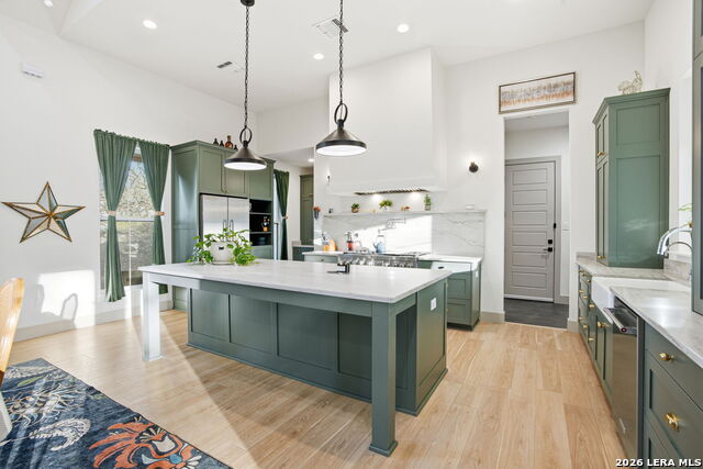 Image 19 of 42 For 153 Chisum  