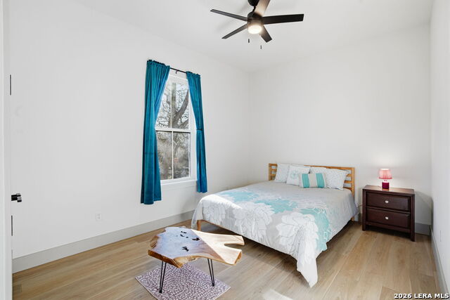 Image 35 of 42 For 153 Chisum  