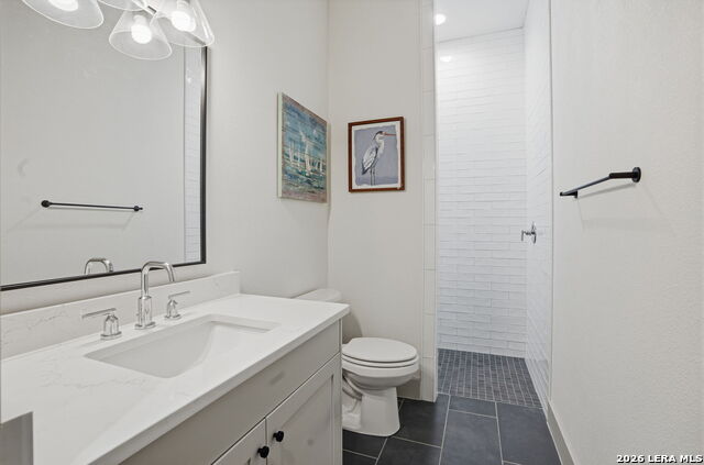 Image 37 of 42 For 153 Chisum  