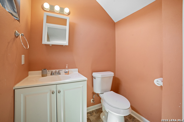 Image 6 of 19 For 232 Hobart  