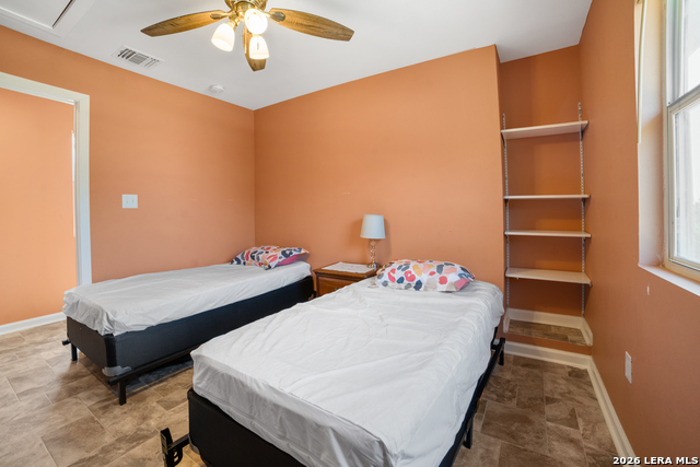 Image 7 of 19 For 232 Hobart  