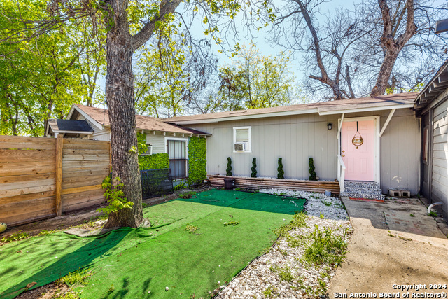 Image 14 of 21 For 1002 Lee Hall