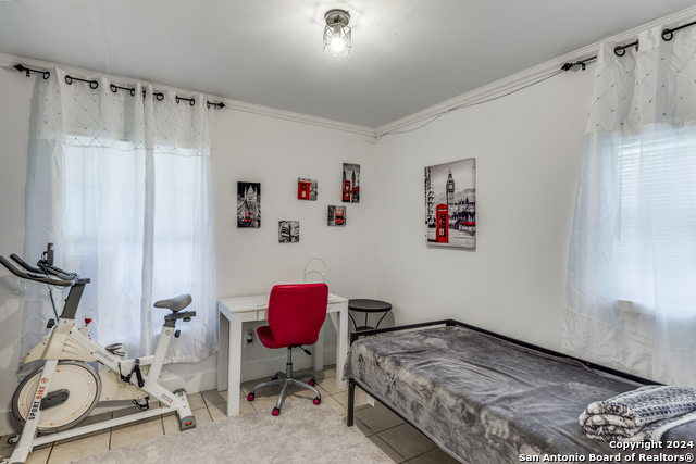 Image 16 of 21 For 1002 Lee Hall