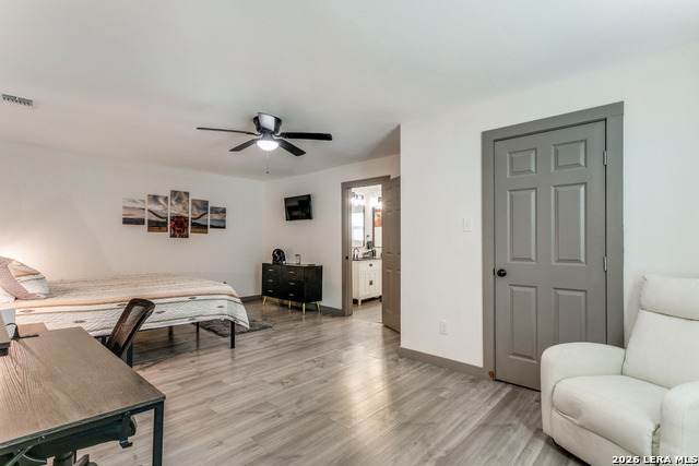 Image 16 of 33 For 410 Gulf  