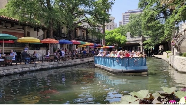 Image 32 of 33 For 410 Gulf  