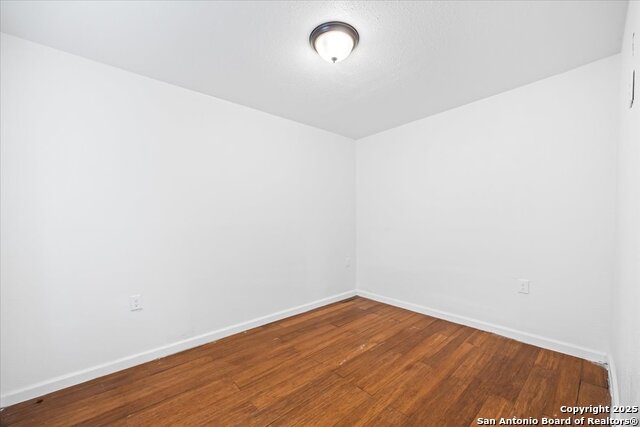 Image 23 of 26 For 234 Readwell Dr