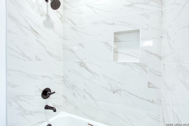 Listing photo id 24 for 1115 Palmetto N