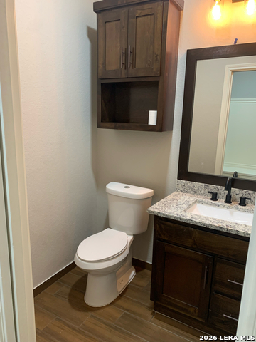 Image 13 of 21 For 128 Woodbridge