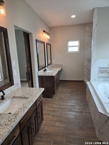 Image 14 of 21 For 128 Woodbridge