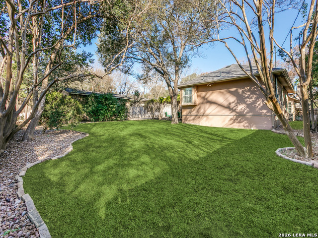 Image 23 of 25 For 748 Eventide