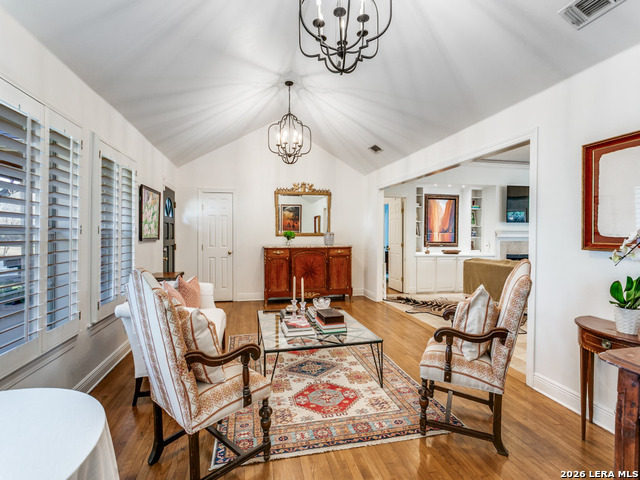 Image 4 of 25 For 748 Eventide