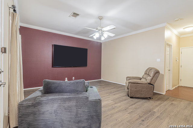 Image 28 of 41 For 5903 Cedar Path