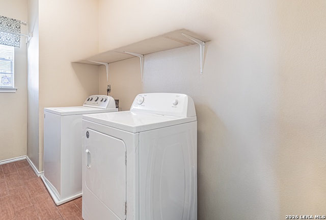 Image 32 of 41 For 5903 Cedar Path