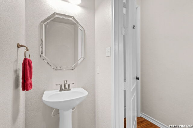 Image 14 of 34 For 4234 Woodbridge Way