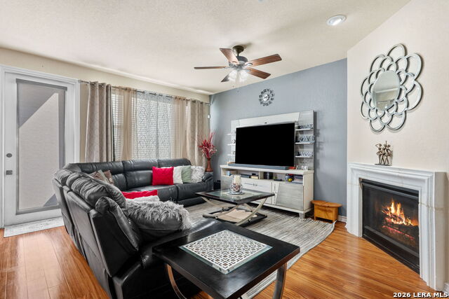 Image 3 of 34 For 4234 Woodbridge Way