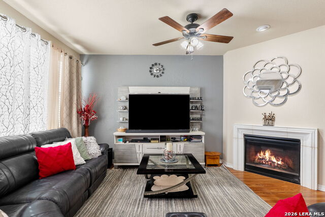 Image 8 of 34 For 4234 Woodbridge Way