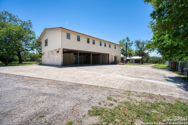 Image 22 of 25 For 5322 State Highway 16 N
