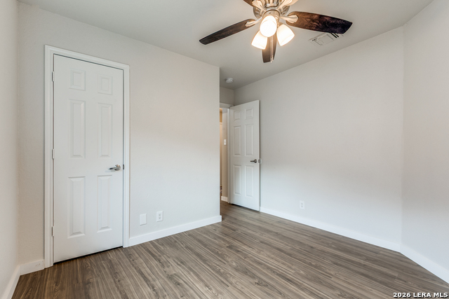 Image 17 of 25 For 5306 Tomas  