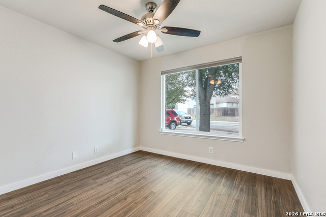 Image 20 of 25 For 5306 Tomas  