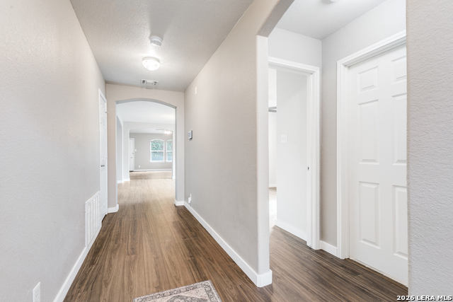 Image 4 of 25 For 5306 Tomas  