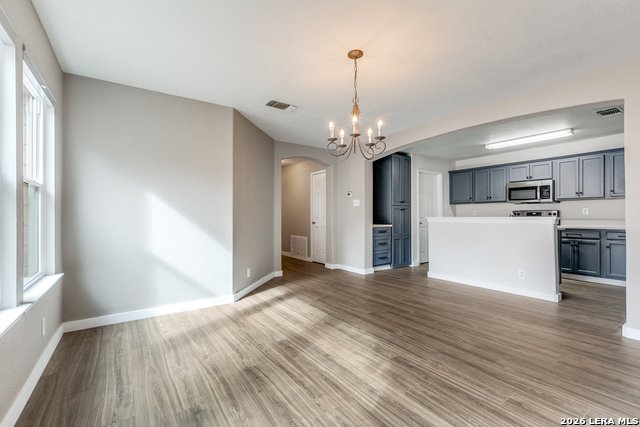 Image 6 of 25 For 5306 Tomas  